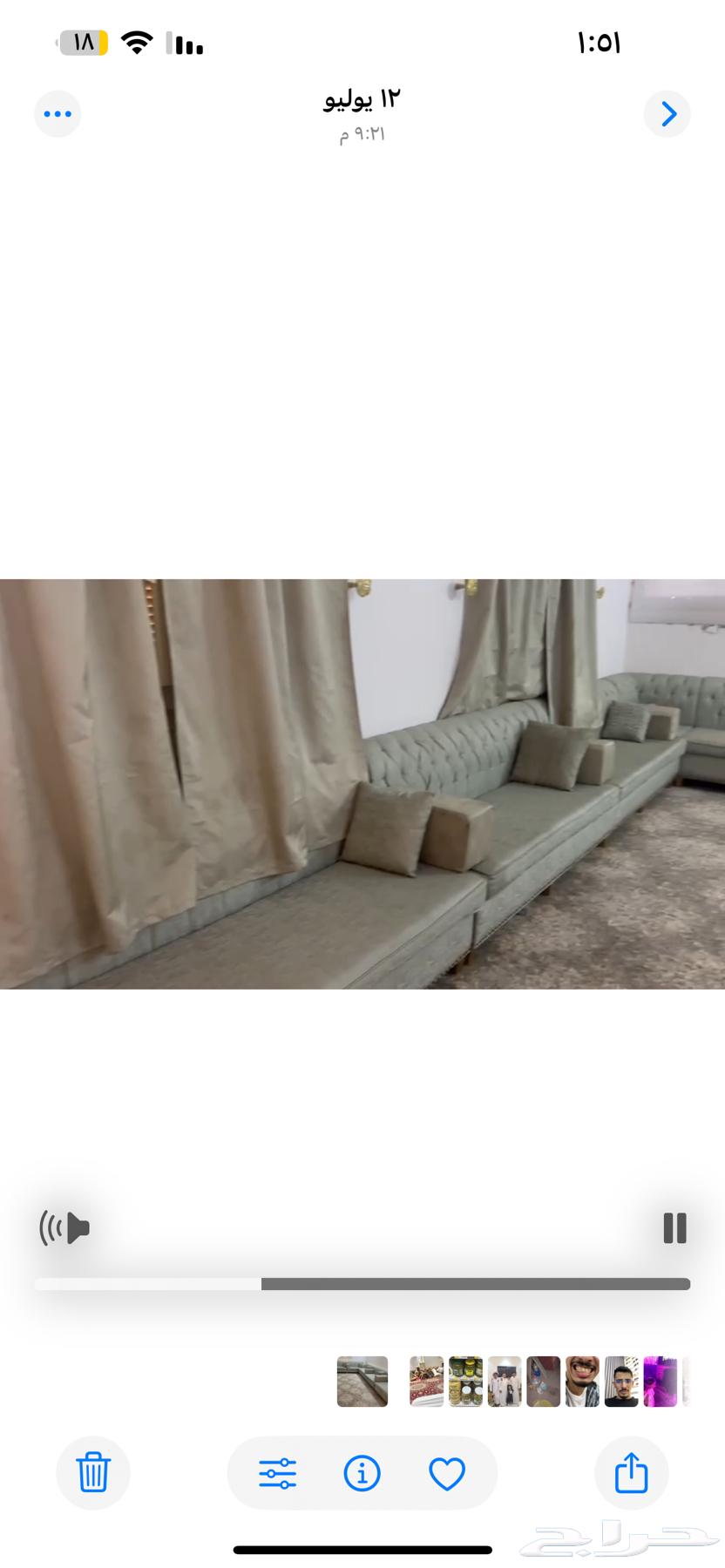 Clean seating area with a nice price64422286768387110