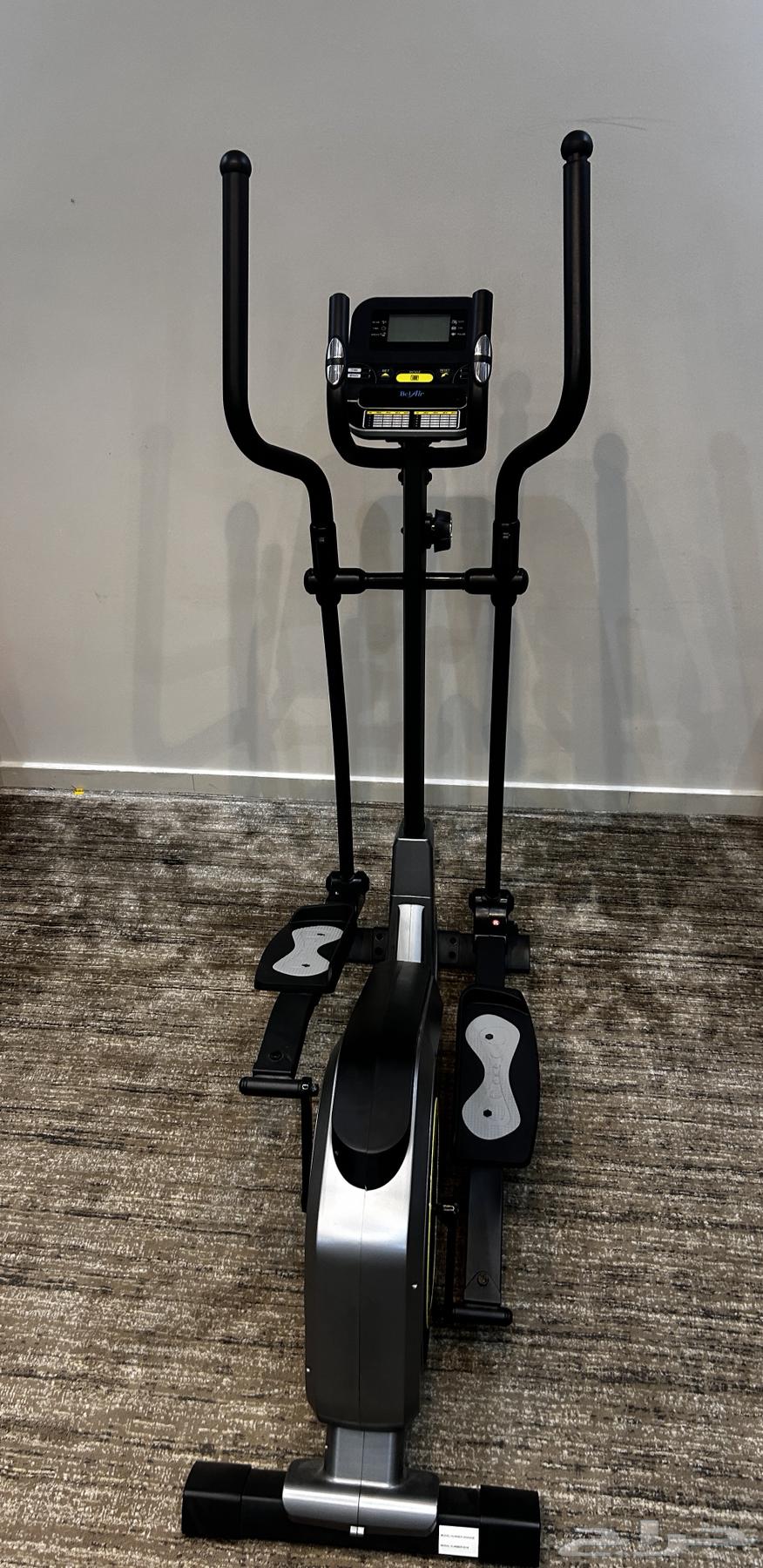 للبيع جهاز رياضي (إليبتيكل-Elliptical Trainer)64425959574275111