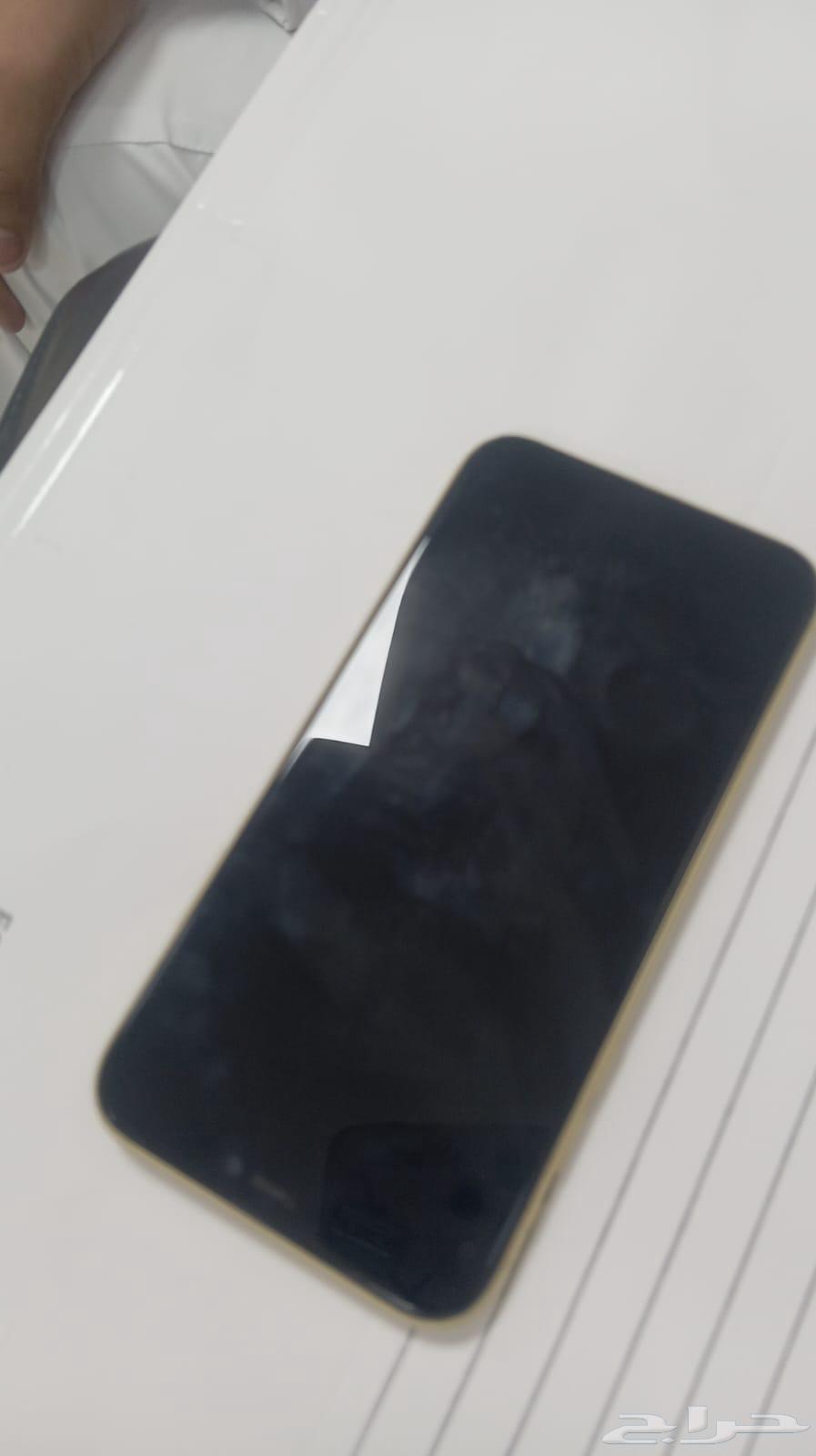 جوال آيفون 1164420782970243112