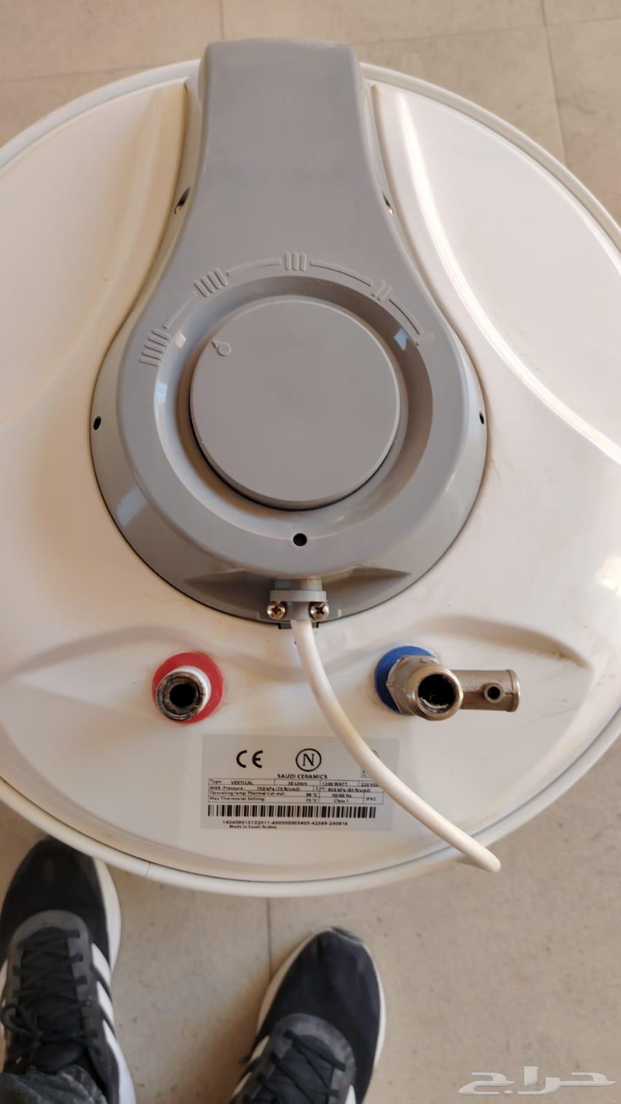 سخان شبه جديد عدد 2 للبيع64422462196482113