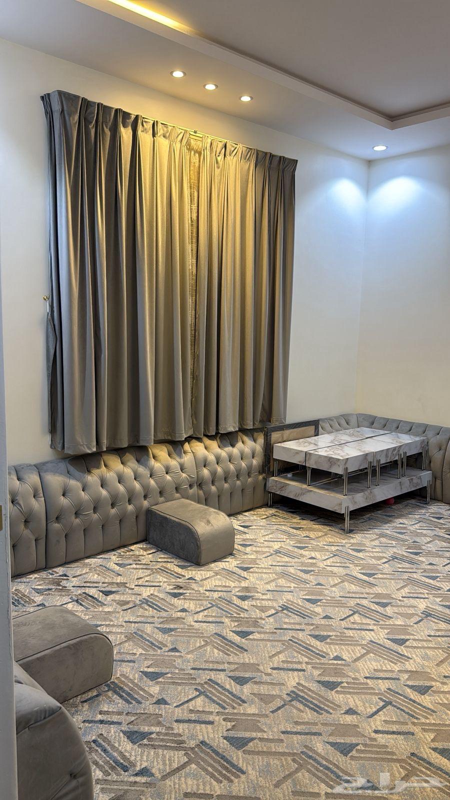 مخاد طاوله64422848605699111