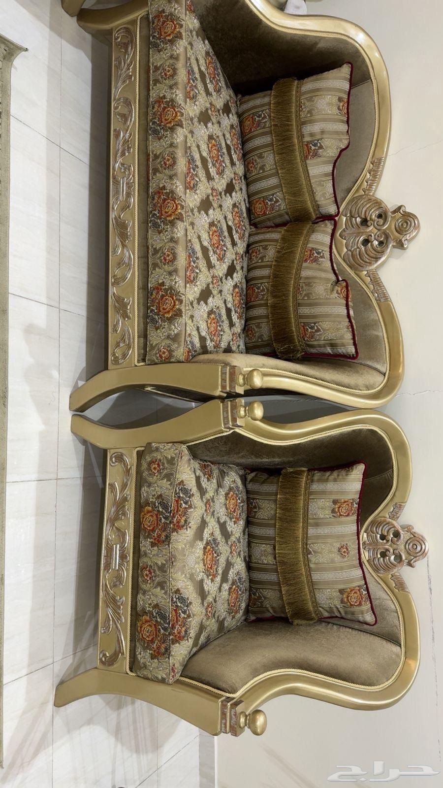 كنب كلاسيكي64423917816834113