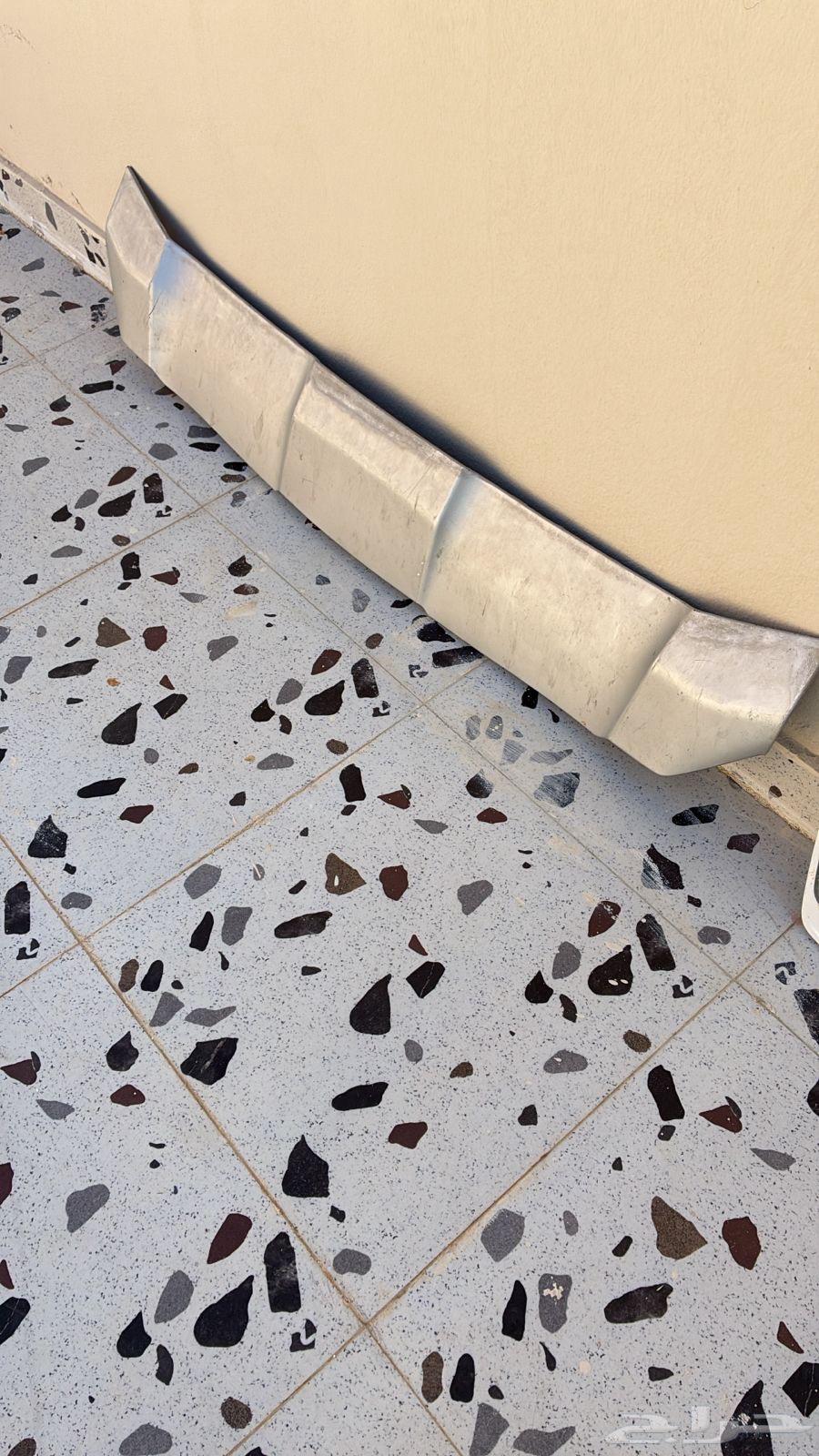 ديكور اللوحه لكزس م 201664586576523394111