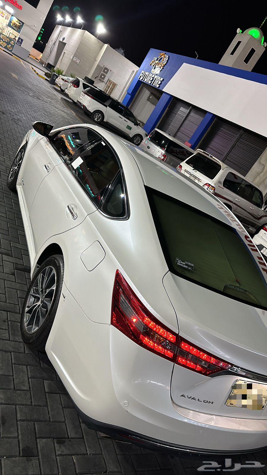 افالون 2017 ابيض64583280353409110