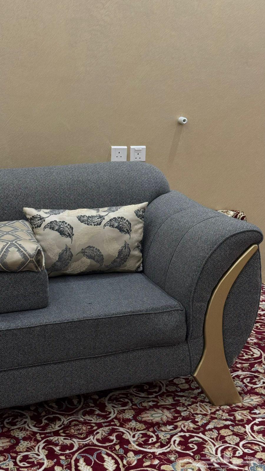 كنبات للبيع64422082615298111