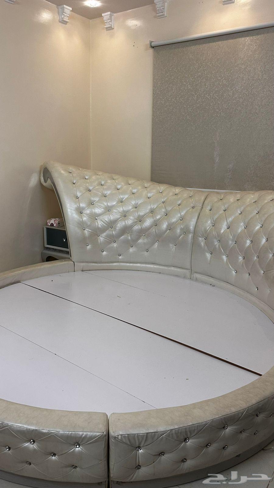 كرسي نوم للبيع مع مرتبه64425070932609112