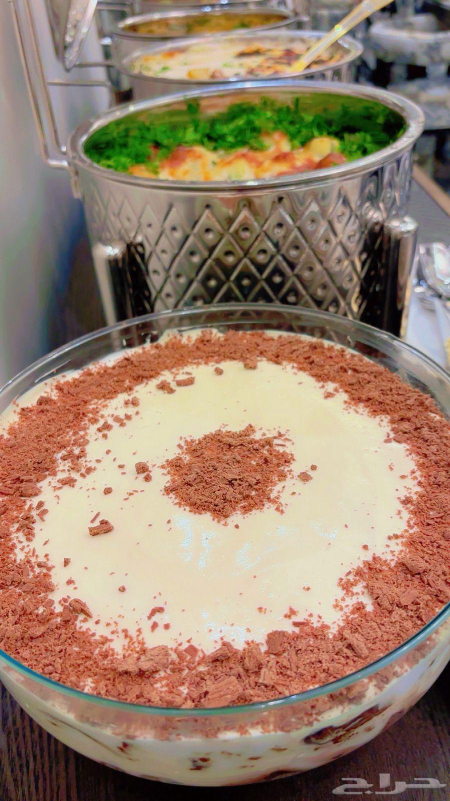 Buffet feast and taste in the east of Riyadh at good prices64423022398083114