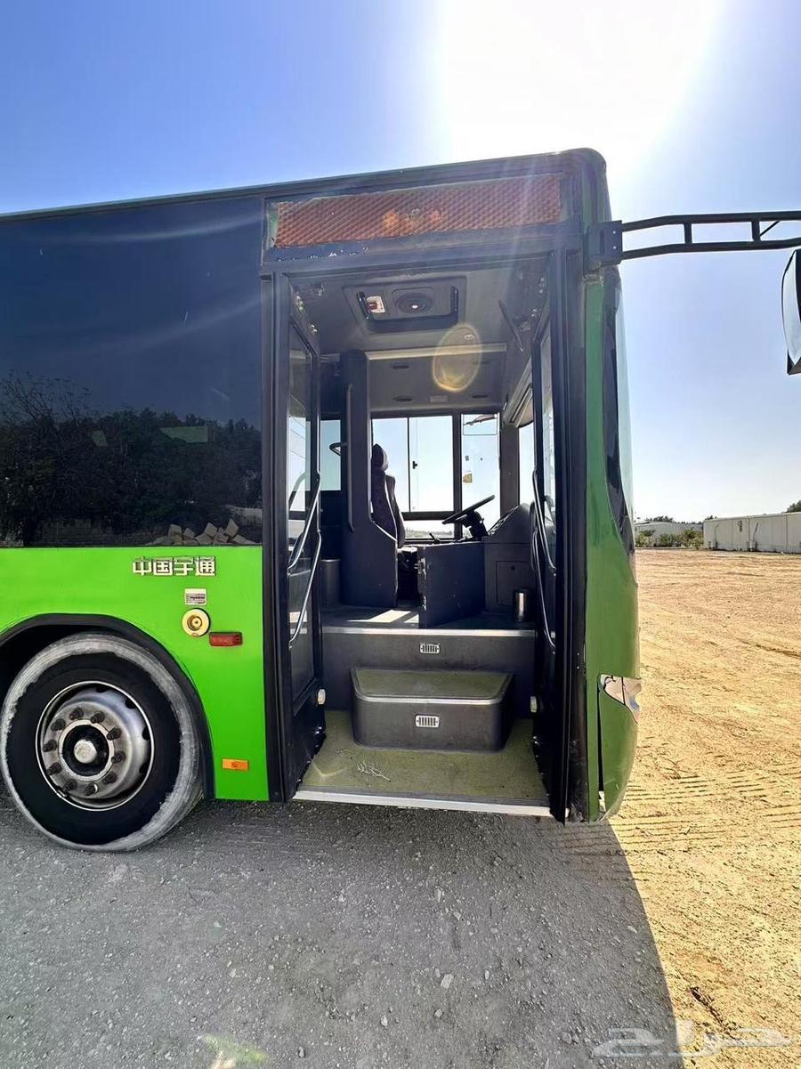 Bus64585523399555111