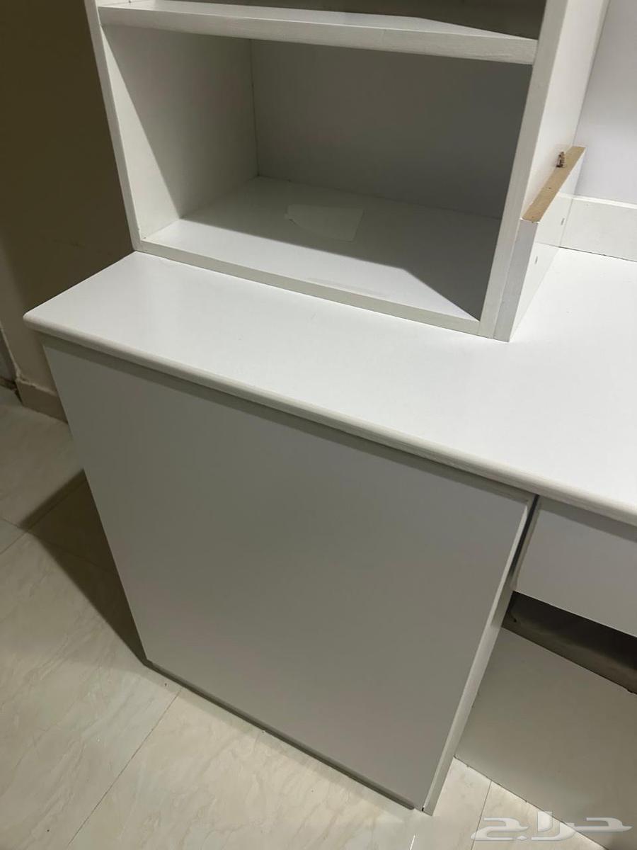 مكتب64425864969986111