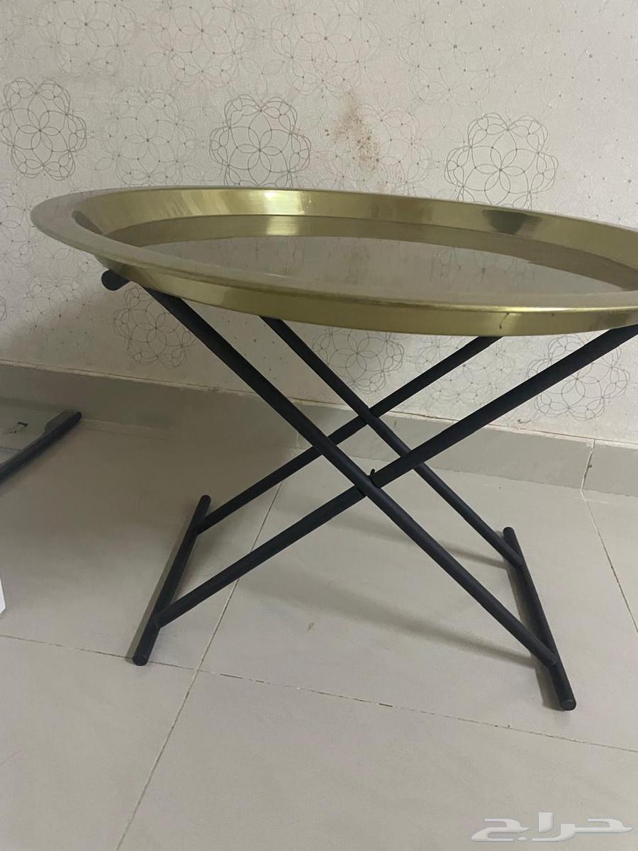 New Center Point side table. With delivery64421323708290112