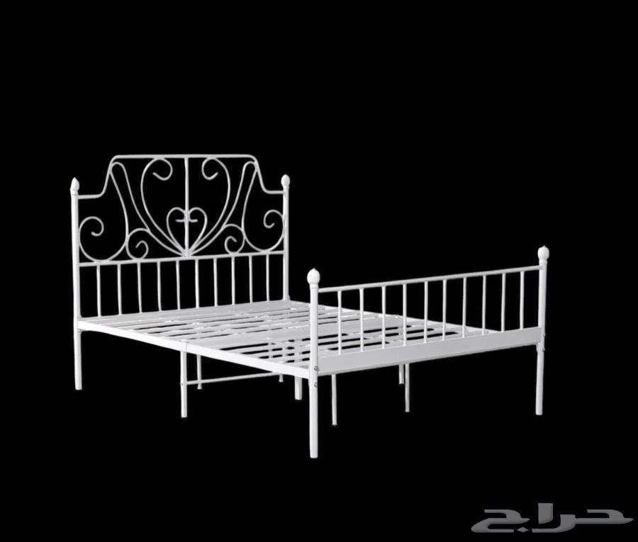 Double bed 200x140 used and in good condition64426214673153110