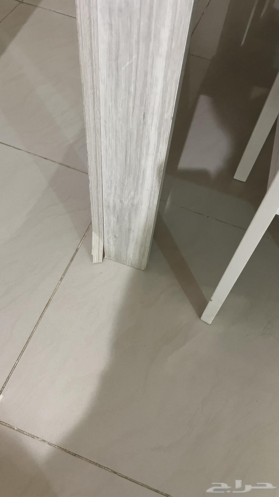 طاولة طعام64429842928513112