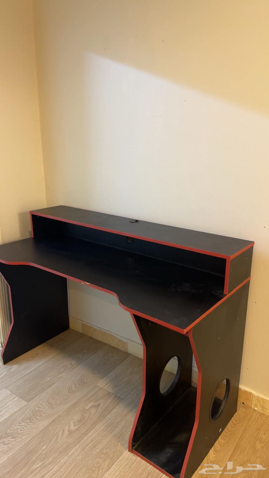 طاوله قيمنق للبيع64428255337731110