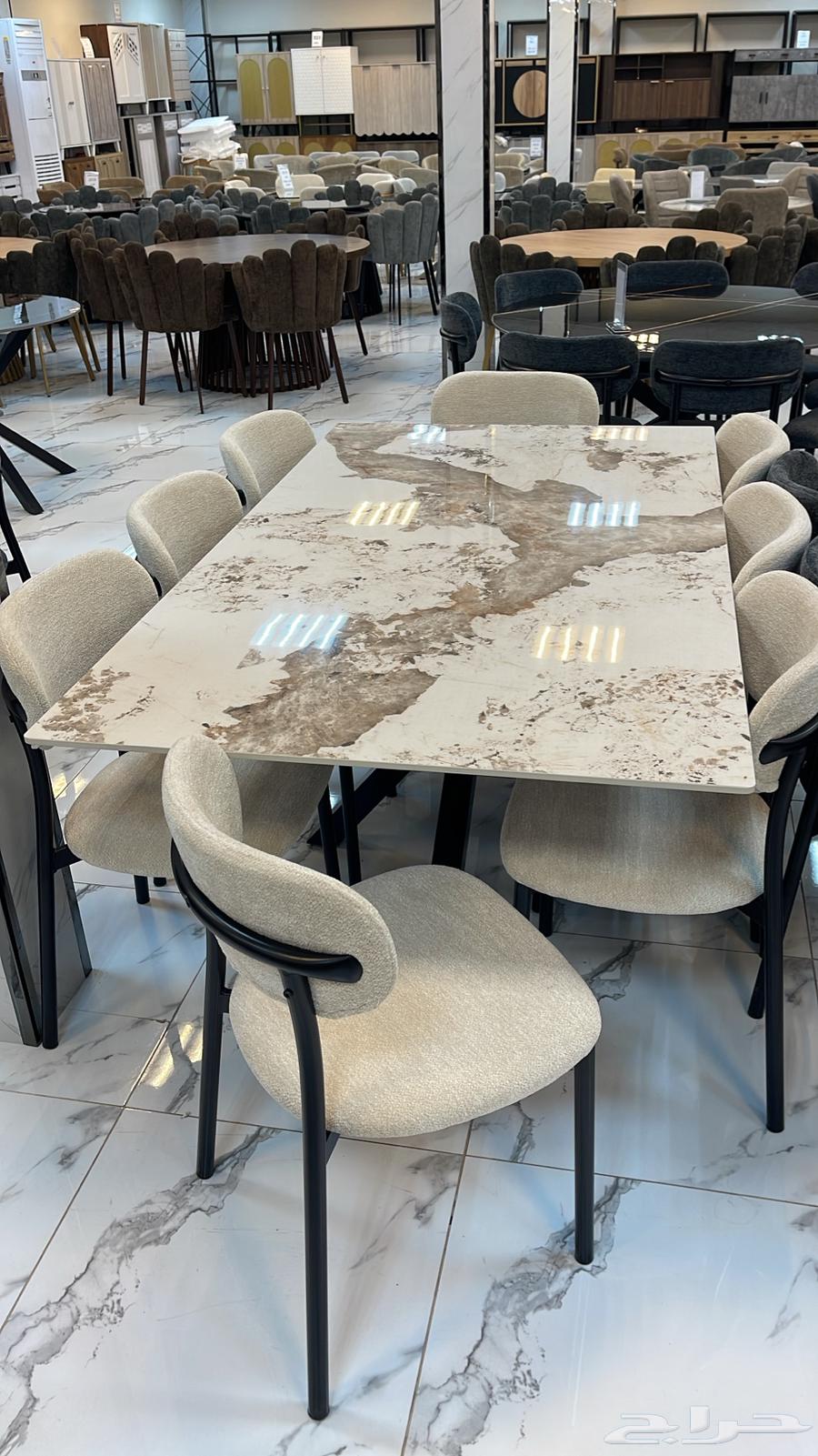 طاولات طعام فخمة - Dining Tables64431828407554110