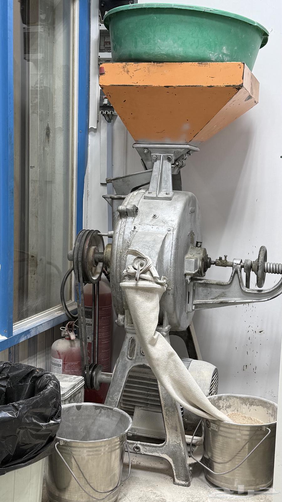 محمصة للبيع بكامل اغراضها64432917392386112