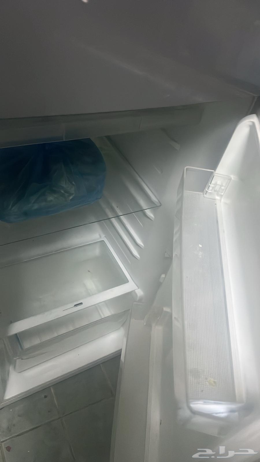 مكيفين وثلاجة وفريزر للبيع ((تم البيع))64431291742851114