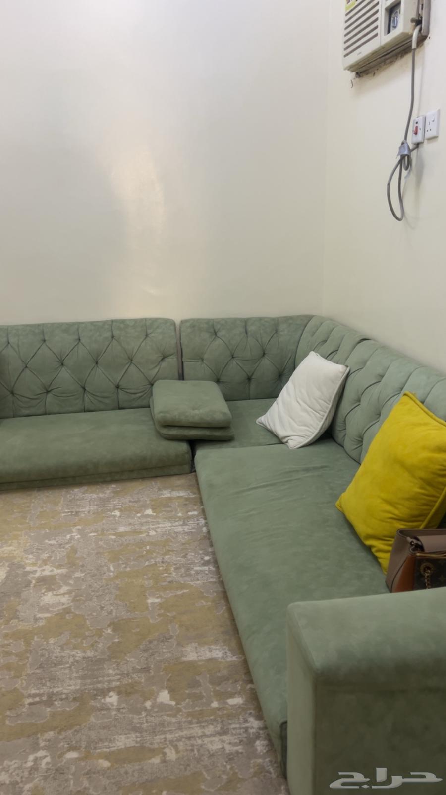 جلسات ارضيه للبيع64427663754114111