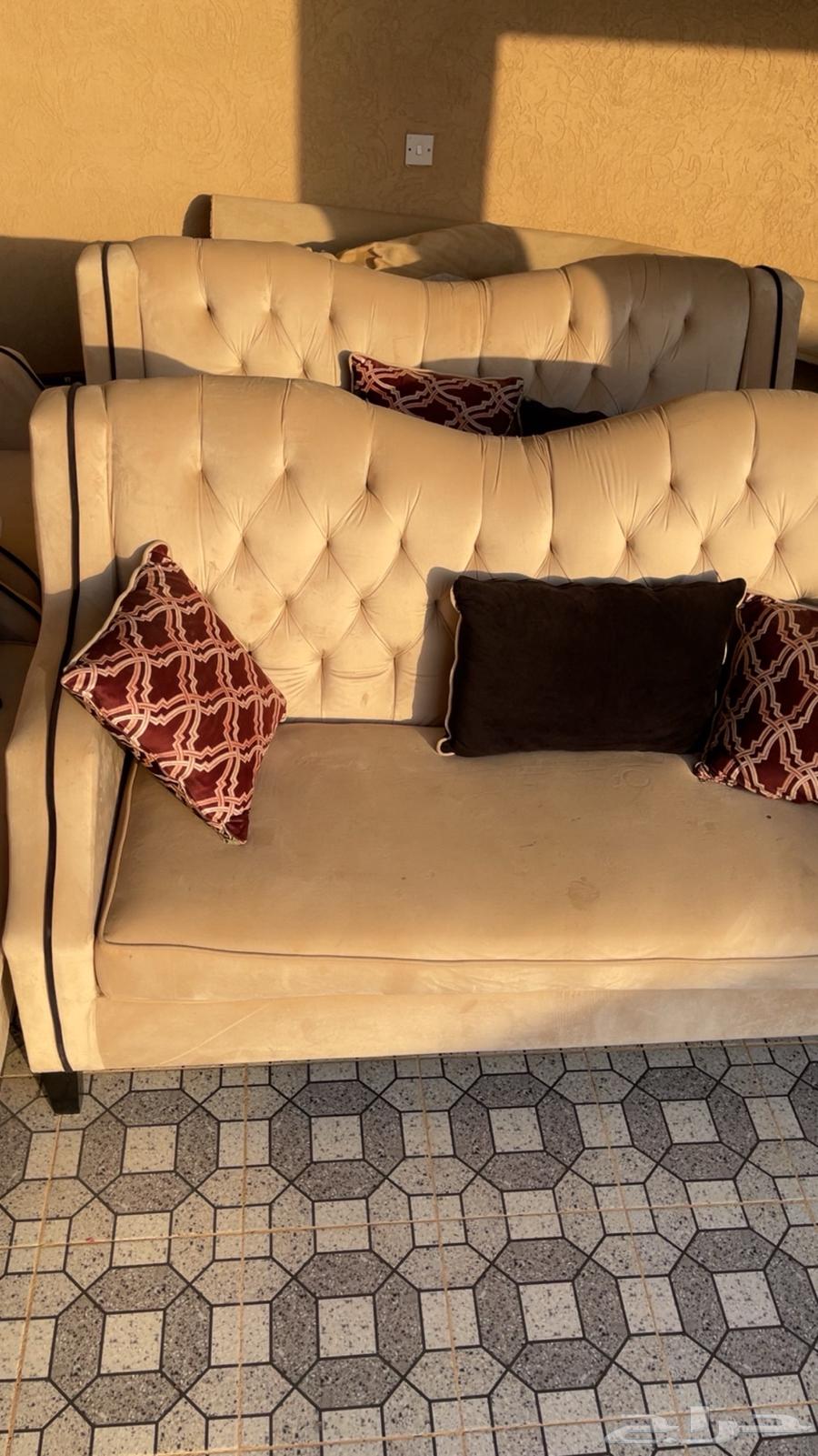 Semi-new sofa with its table64430502965763111