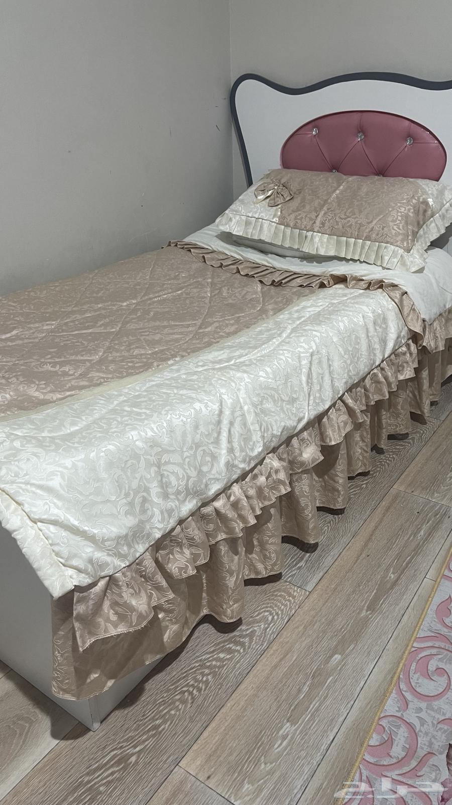 طقم نفاس مكون من 10 قطع استعمال بسيط جديد ونظيف64431318658561111