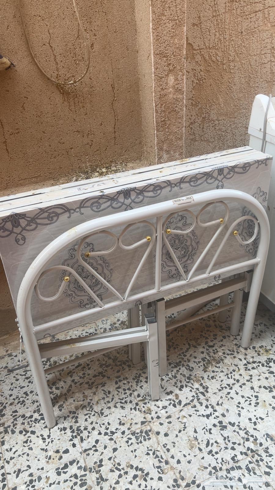 Automatic washing machine, regular washing machine, and movable bed64430792453635114