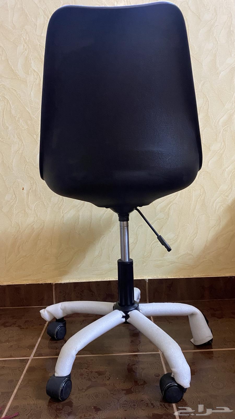 بيع مستعجل كرسي مكتب أسود من (ساكو)64428509949187110