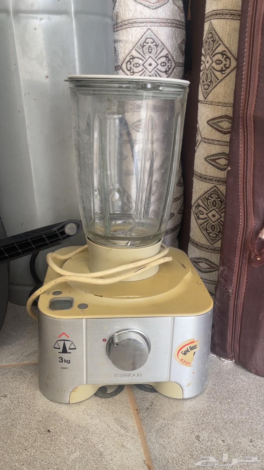 شاشة ال جي واشياء اخرى للبيع بسعر طيب64429022621186110