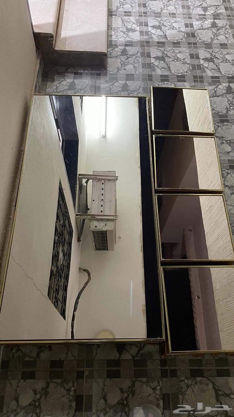 طاولات ذهبيه زجاج64431855898627110