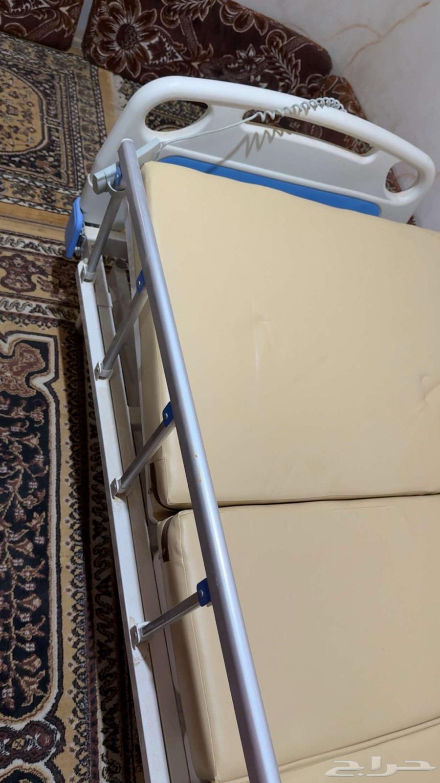 سرير طبي كهربائي شغال 100 100 بحاله الجديد64431318694145110
