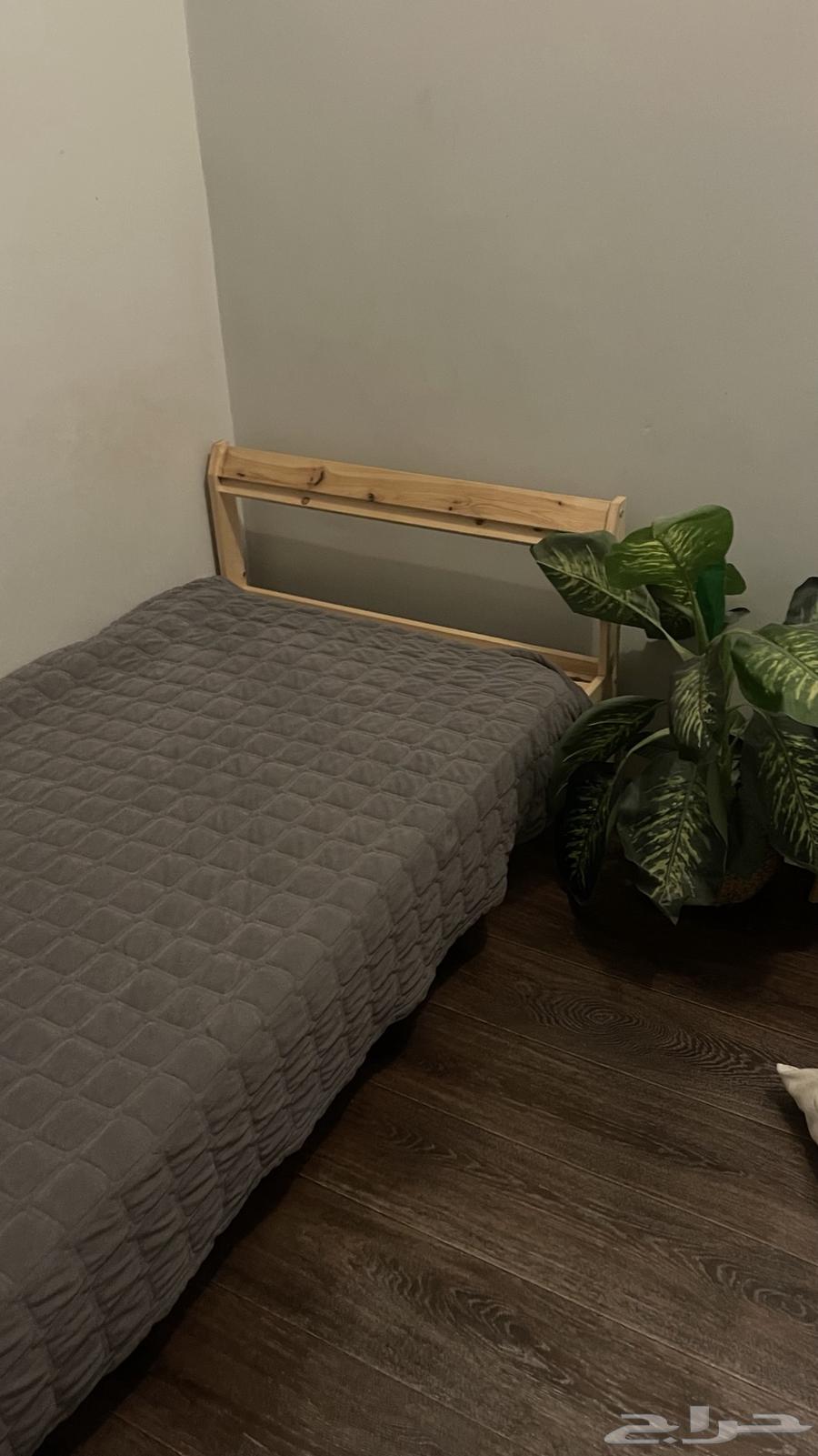 Bed for sale bought from IKEA bought at 40064433323617155111