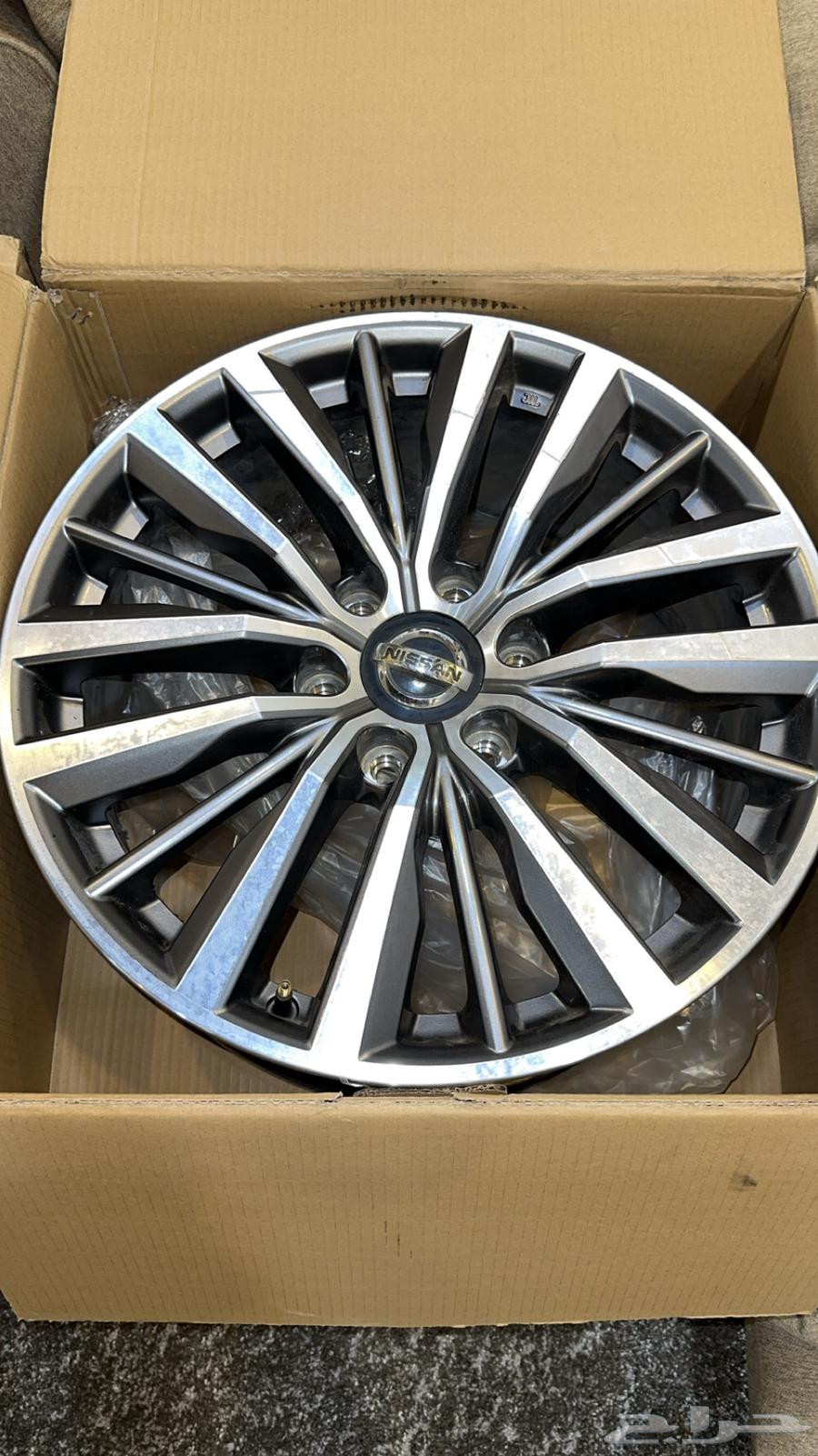 للبيع جنوط باترول بلاتنيوم 2020 2021 اصليه مقاس 20 وكاله64589585705858110