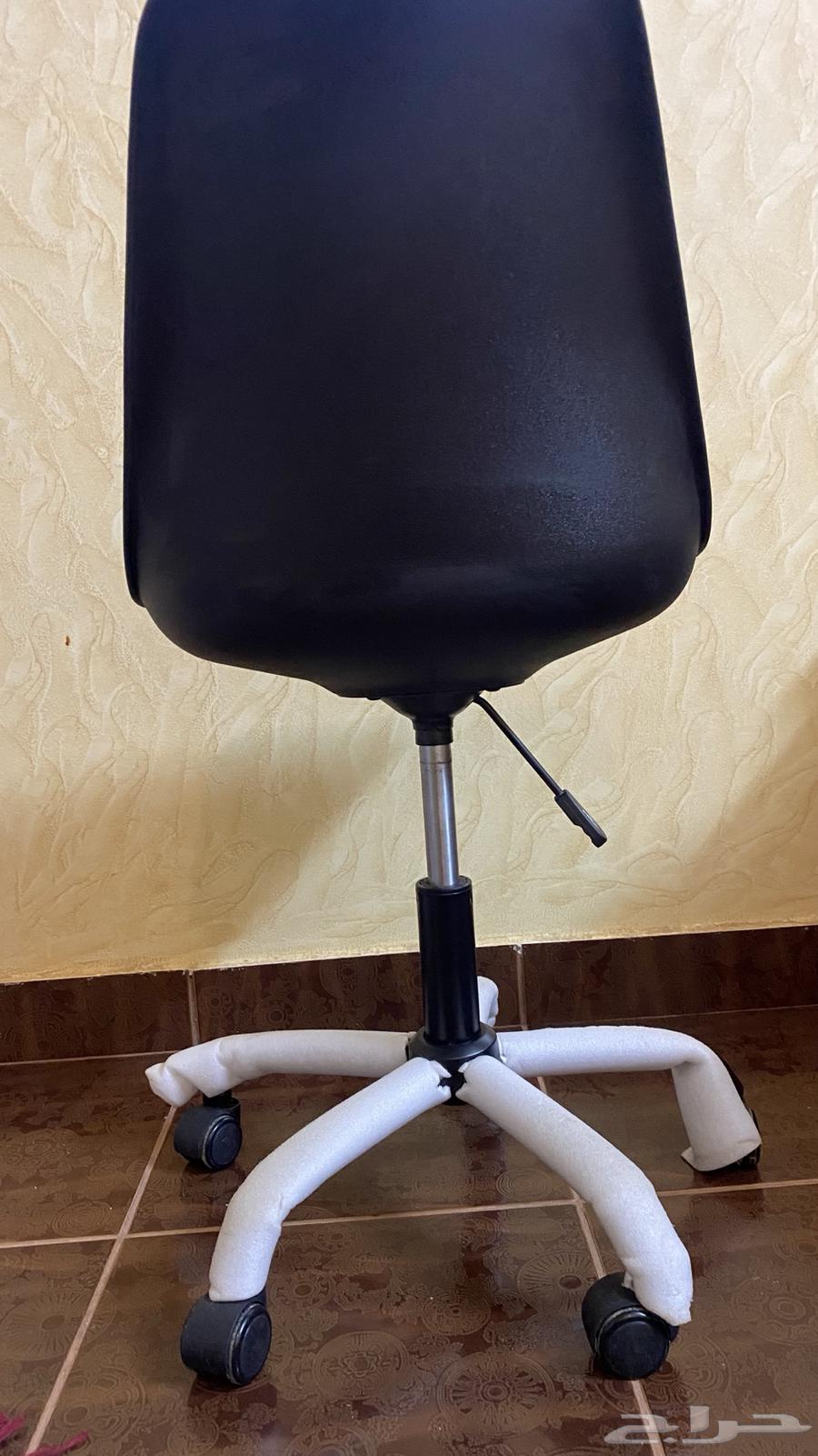 بيع مستعجل كرسي مكتب أسود من (ساكو)64428509949187111