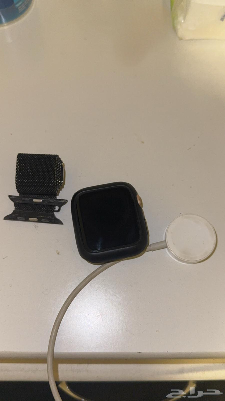 ساعة ابل الجيل الرابع64433256510977110