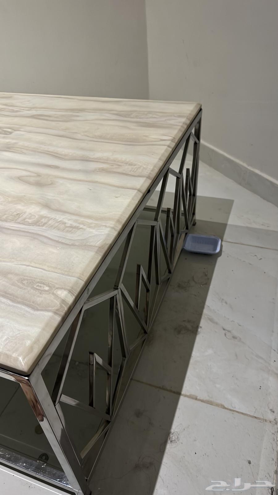 Majlis Table64427076033025111