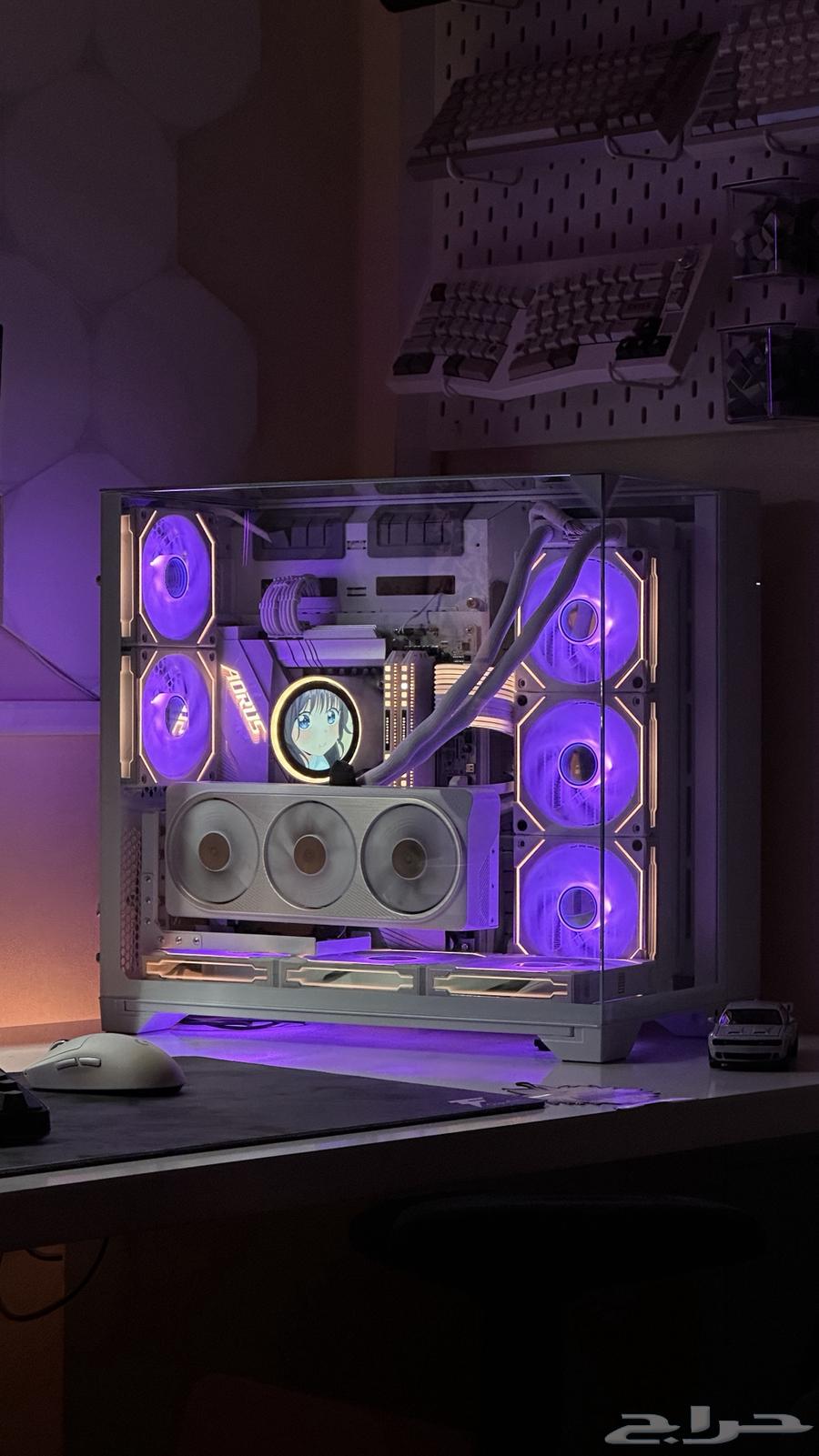 Lian li o11 vision PC case and Lian li fans (sold)64428738738435113