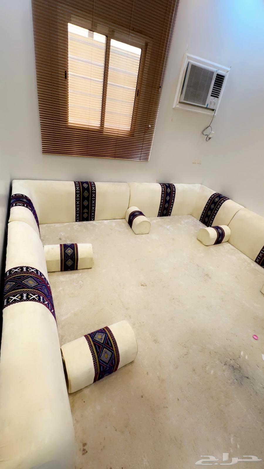 كنب جلسه ارضي للبيع64427529754242110