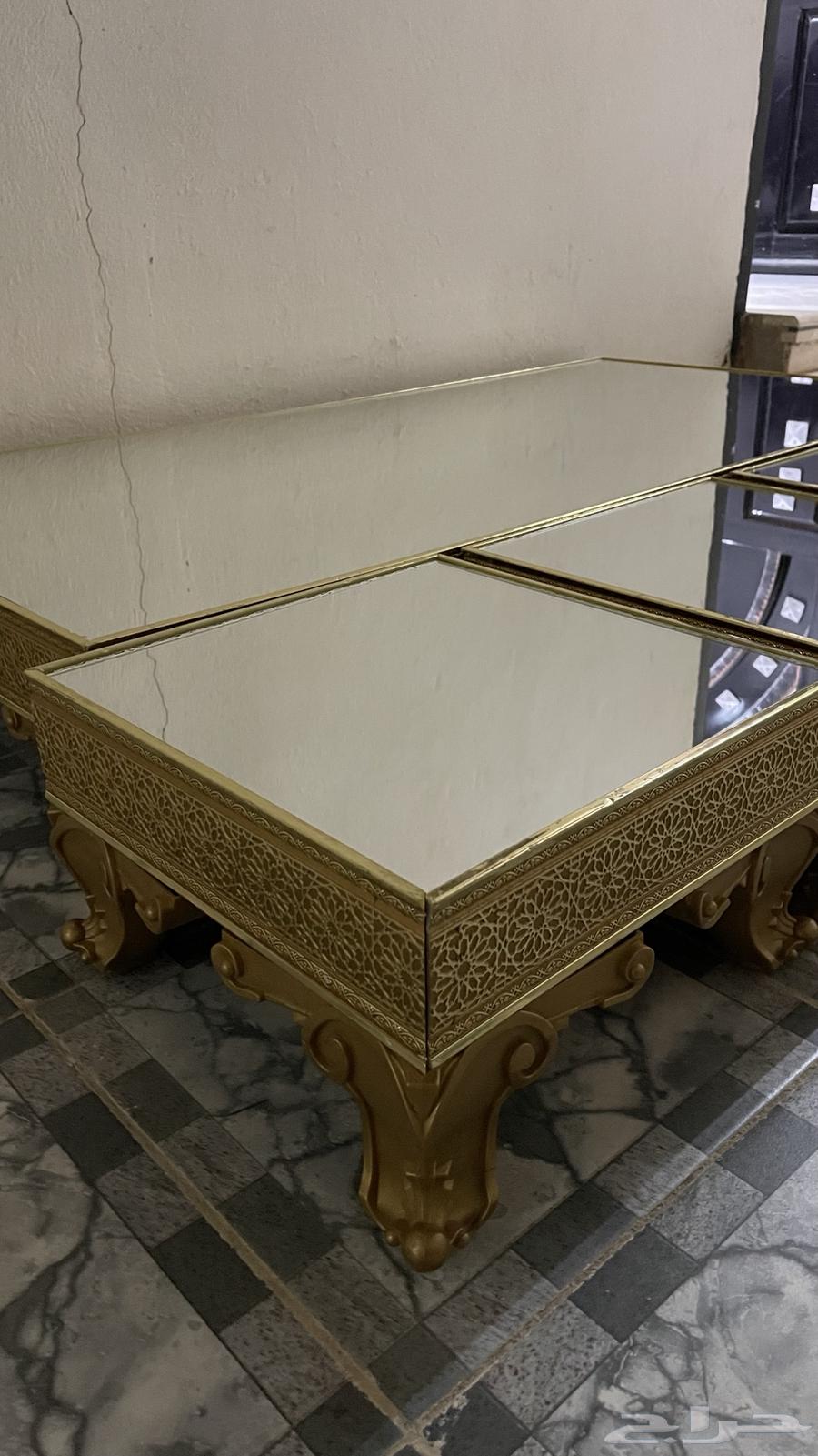 طاولات ذهبيه زجاج64431855898627113