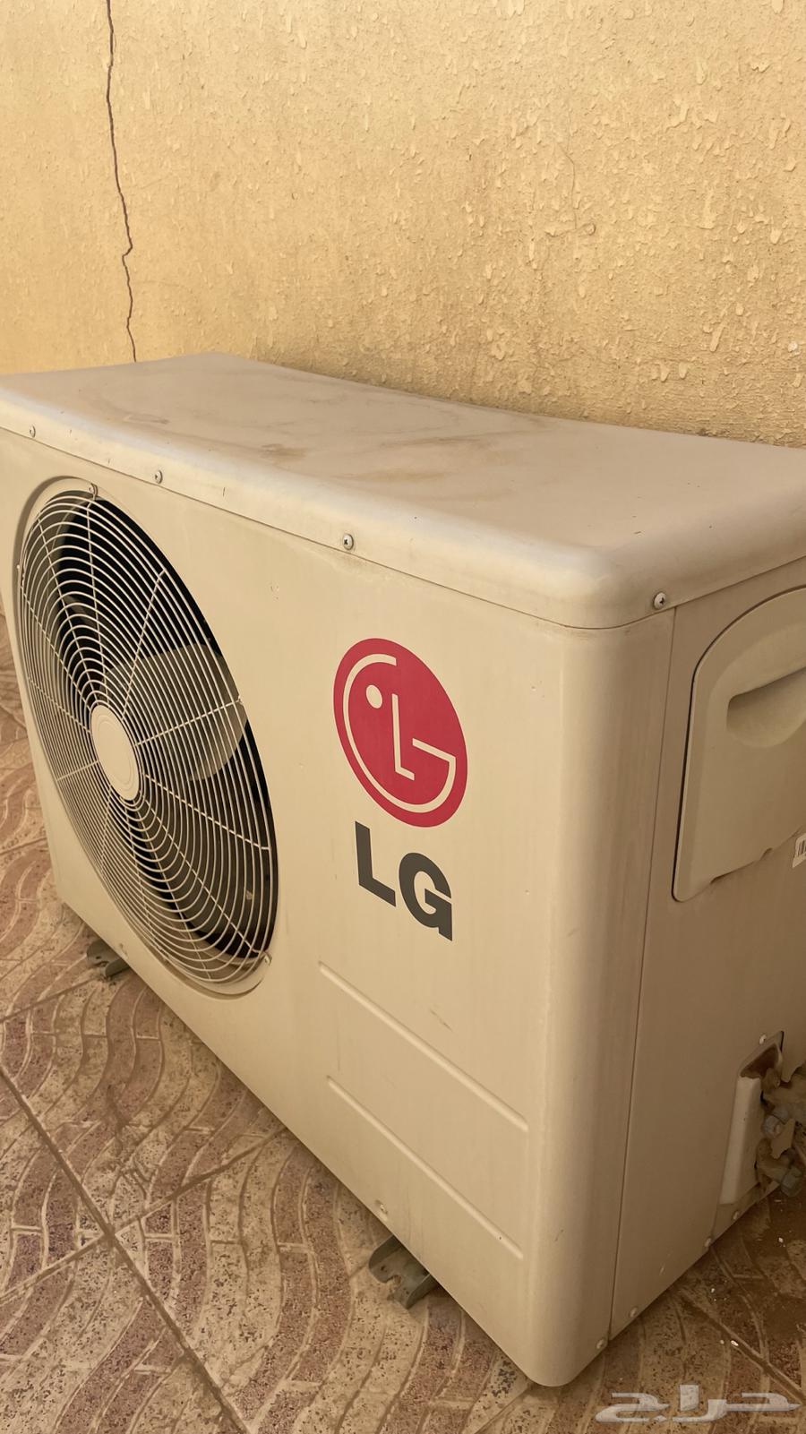 LG split air conditioner in good condition64429237249795110