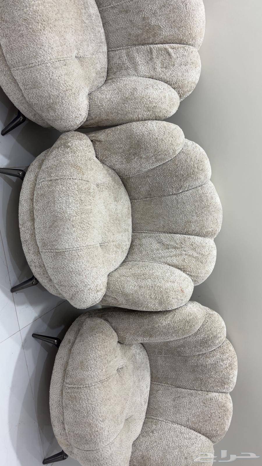 اثاث للبيع كنب وطاولات وابجورات64433525960322112