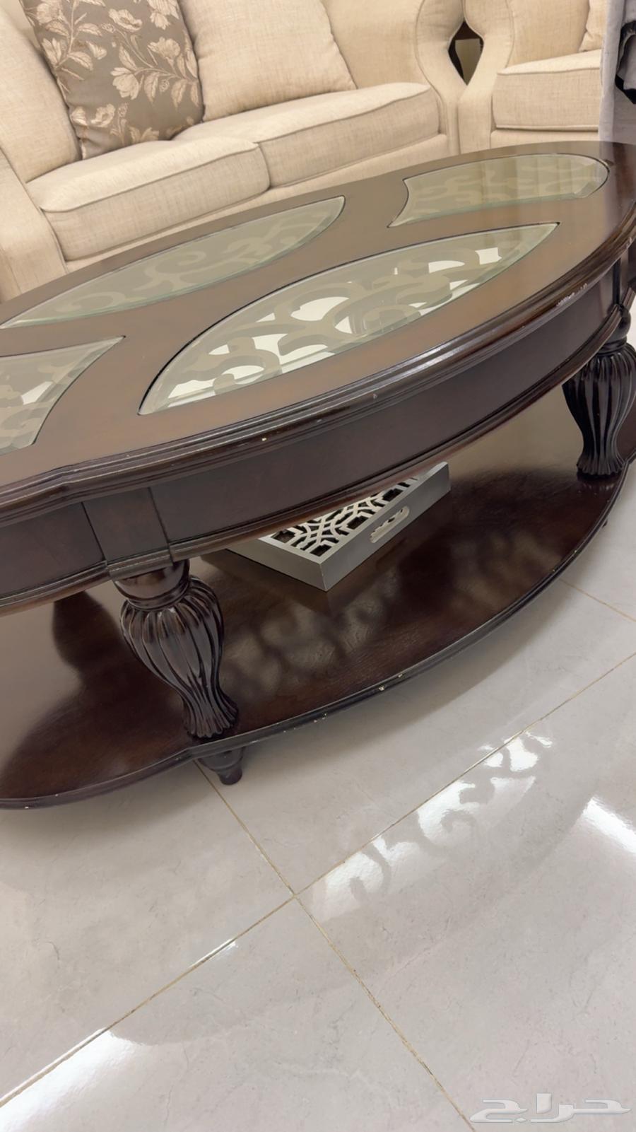 Table64428523613058112