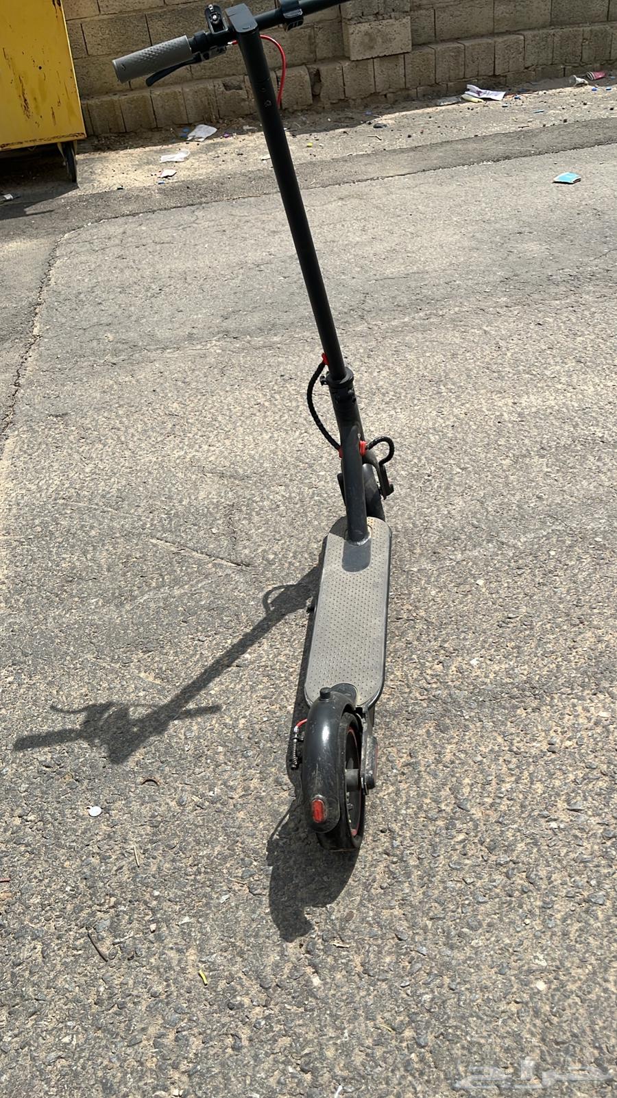 سكوتر لون اسود فخم64432142535937113