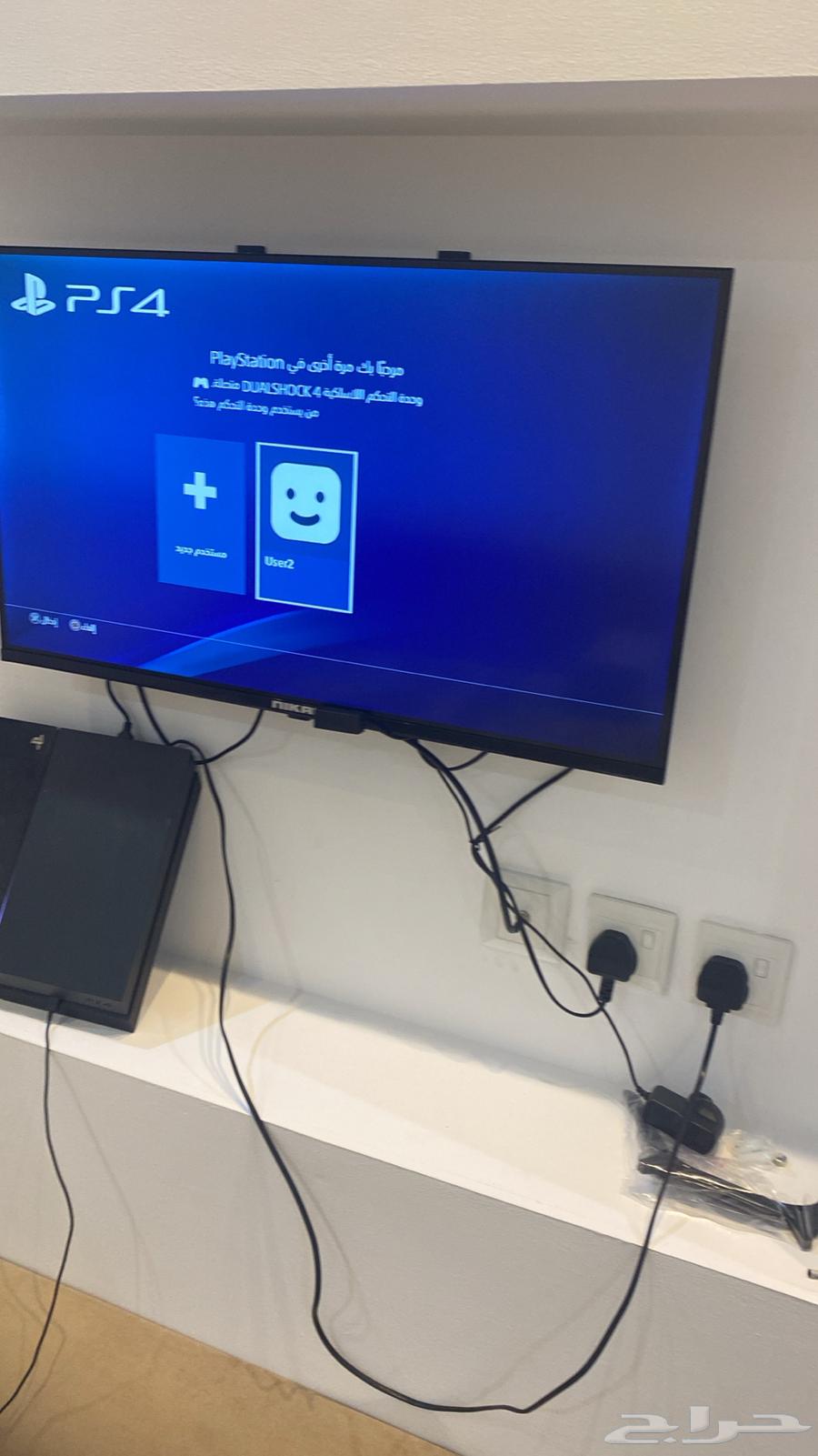 سوني 4 نضيف جدا حط سومتك تحت 190  لن ينظر لها64432863248002110