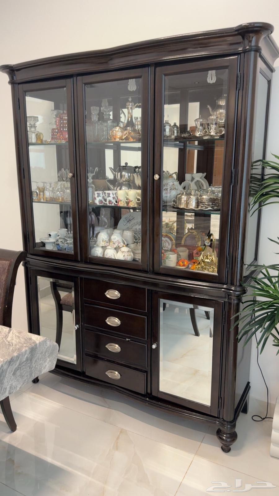 Dining table, chairs, and buffet64428187900674110