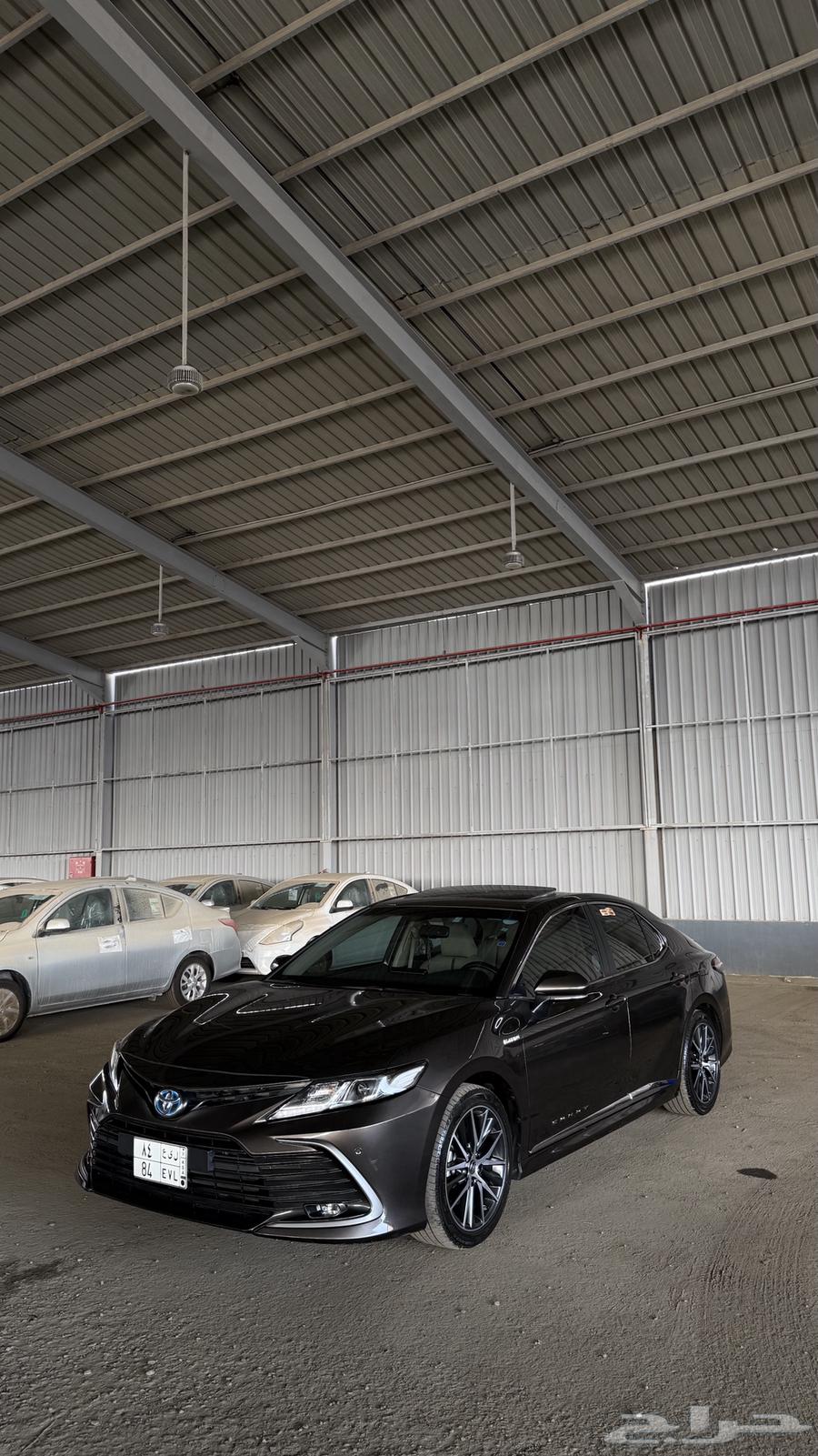 للبيع كامري GLE HEV 2024 هايبرد بني غامق64590959365763112