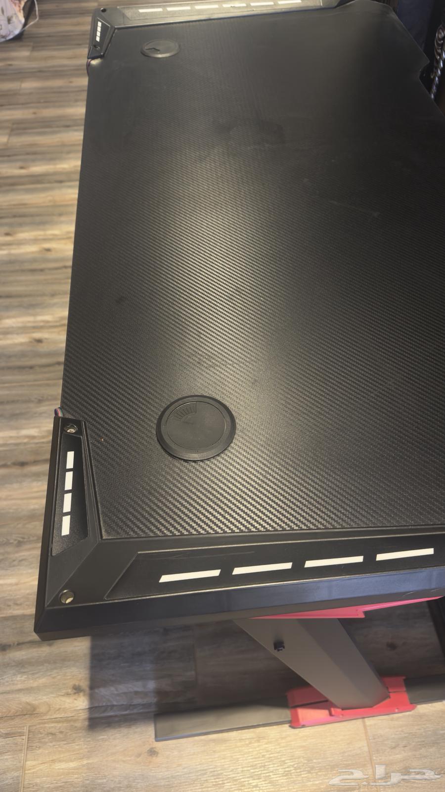 طاوله قيمنق64427569611394110