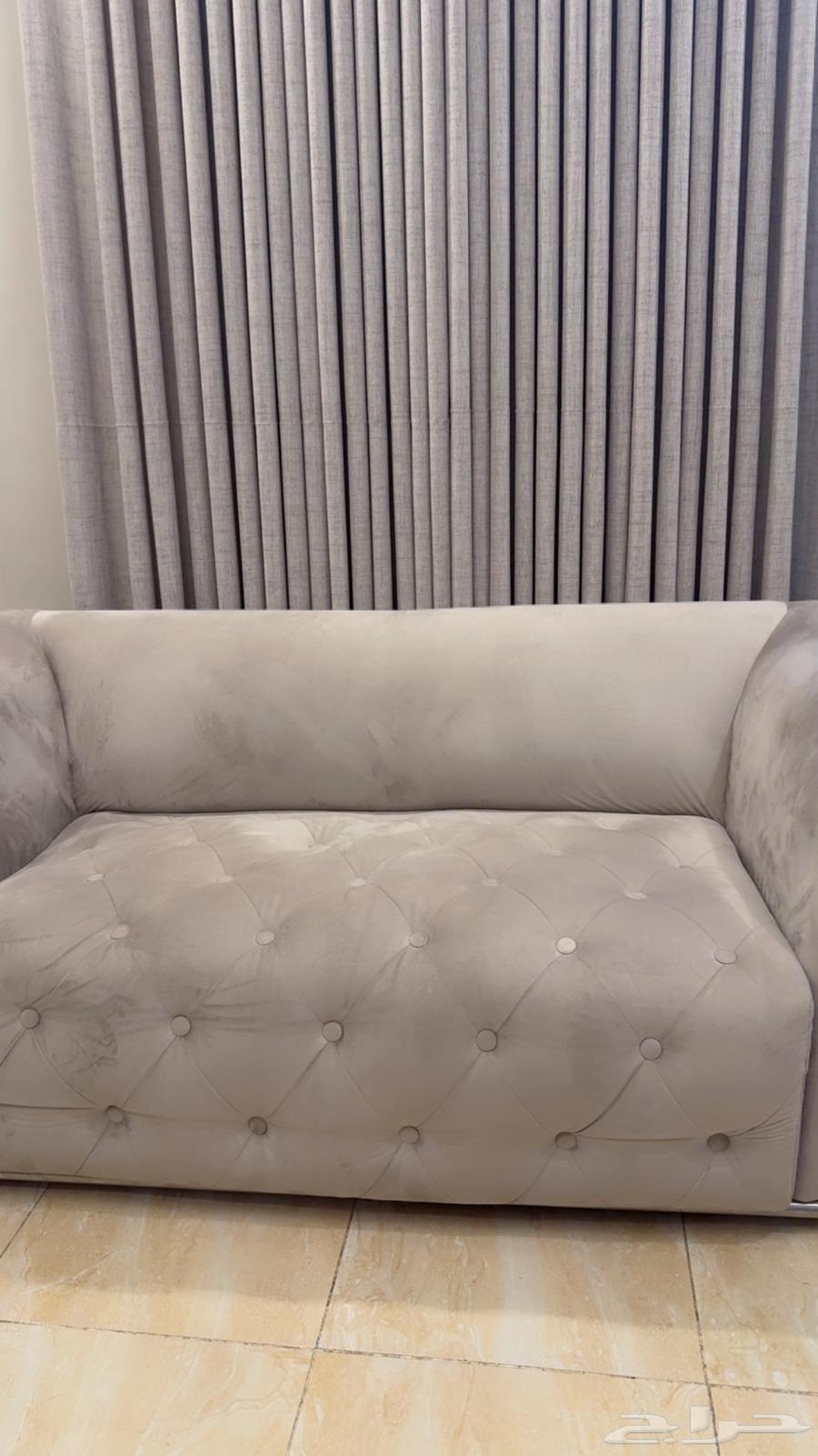 The full floor seating with carpet and star costs a thousand64430394759297113