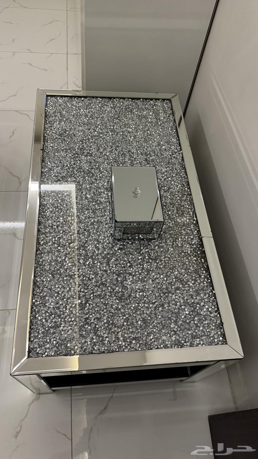 طاوله للبيع64431291735298113