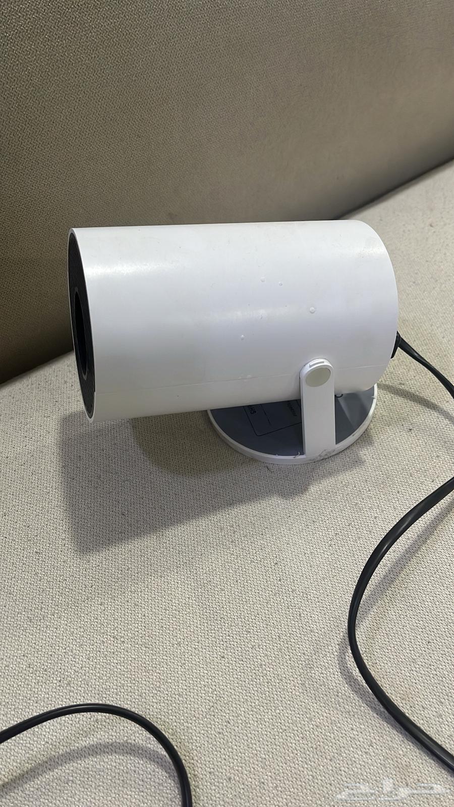 Smart projector64430057201794110