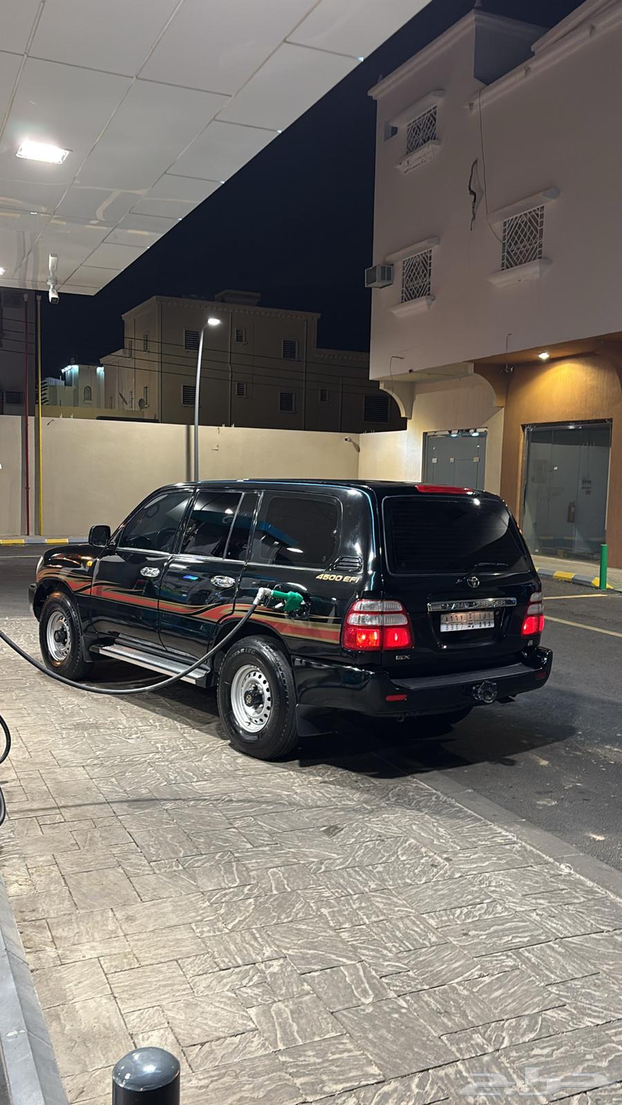 Salon 200564592322981378114