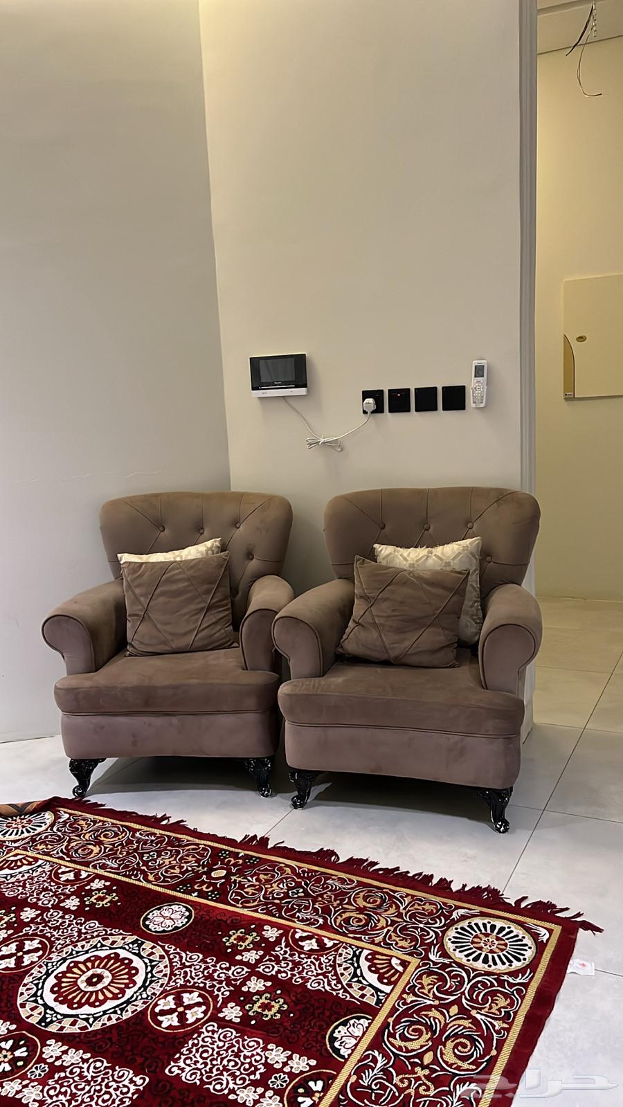 Clean and tidy used sofa64426483455617110