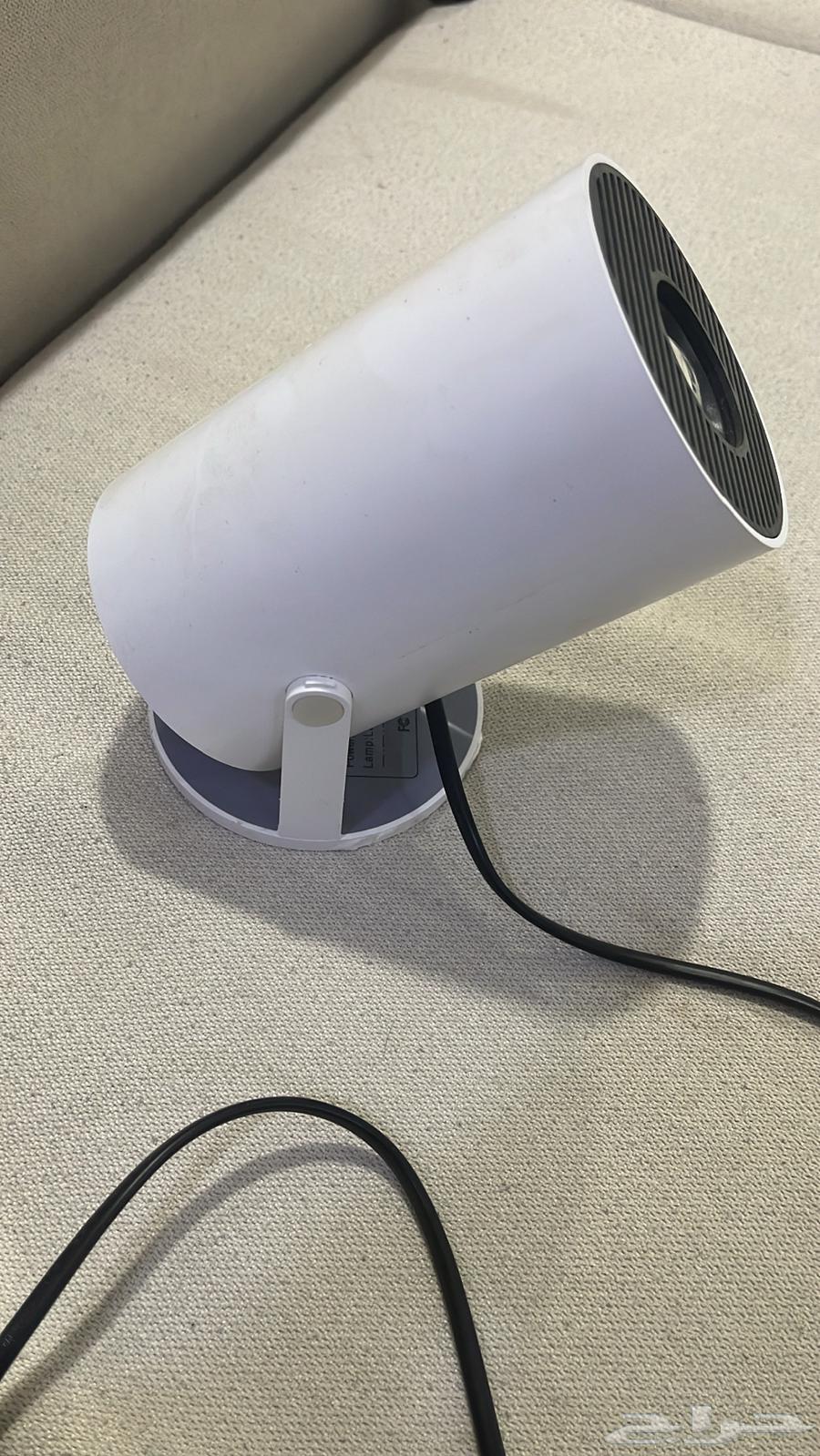 Smart projector64430057201794112